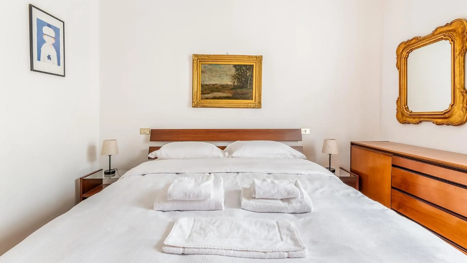 Milano Corso Sempione Principe Eugenio 4 Pax Wi-Fi Apartment 0*, Milan
